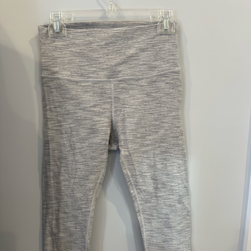 Lululemon Yoga High Rise Leggings - 28 Align- Size 8